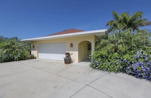 Vamo House | Sarasota - Dunmore 8730