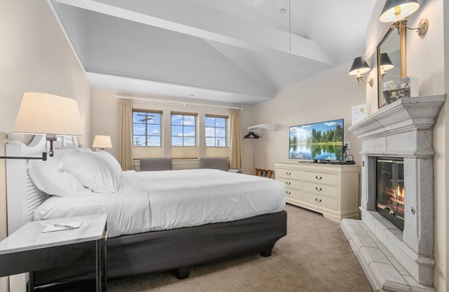 Langley House | Saratoga Inn