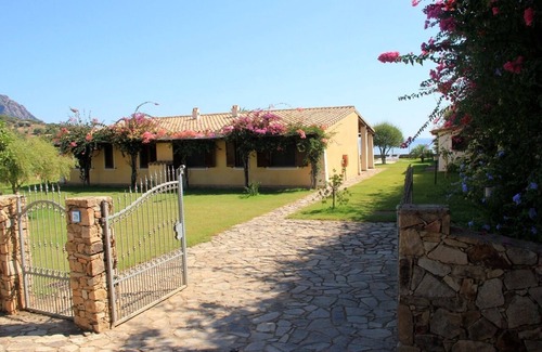 Tertenia Villa | Sardinia: Villa with panoramic swimming pool three hundred meters from the sea