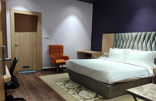 Ambikapur Hotel | Sargawa The Palace Resort