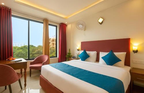 Sector 62 Hotel | Sarla Hotel Inn - Opp Barclays 62