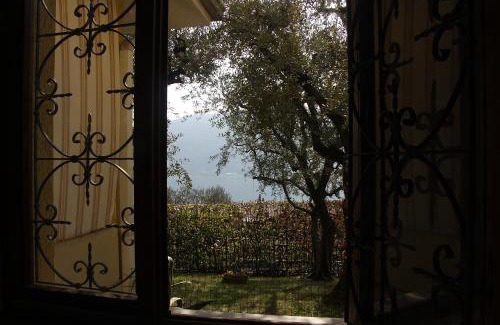 Sarnico House | Sarnico giardino sul lago