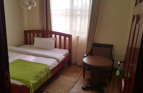 Entebbe House | Sasa Guestplace