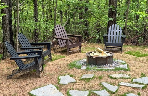 South Pittsburg Cabin | Sasquatch Farm