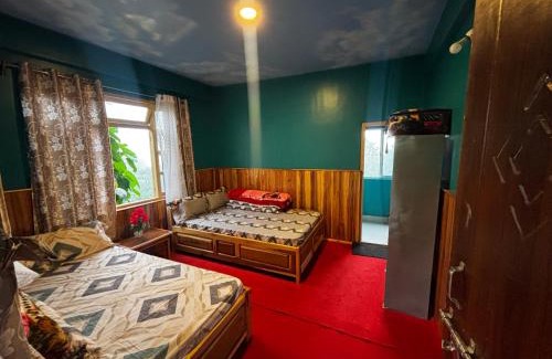 Turuk House | Satrangi Homestay Lamahatta