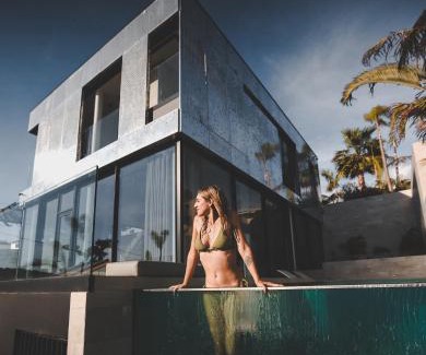 Tabua Villa | Saudade Residence - Ultra Luxury Futuristic Ocean Zen Retreat