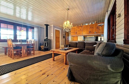 Lofsdalen Cabin | Sauna | Engine heater | Pets allowed | Stove