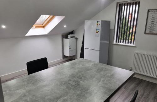 Aylestone Apartment | SAV Apartments - 2 Bed Cosy Flat Saffron Leicester