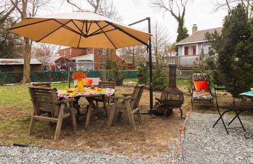 Pennsauken House | Savannah East (5 minute drive to Center City Phila, complimentary prkg 8 cars)