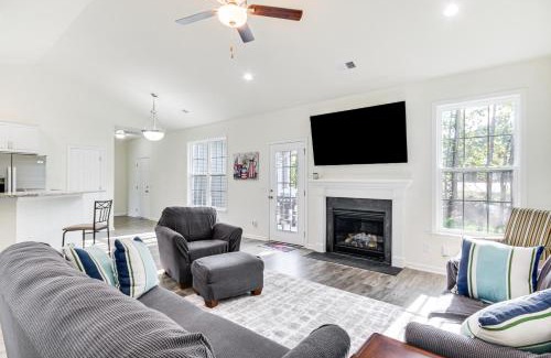 McCormick House | Savannah Lakes Village Home Golf and Hike!