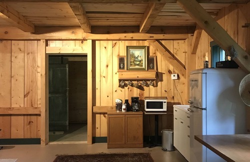 Decorah Cottage | Scandinavian Timber-frame Cottage with Hiking Trails in Decorah