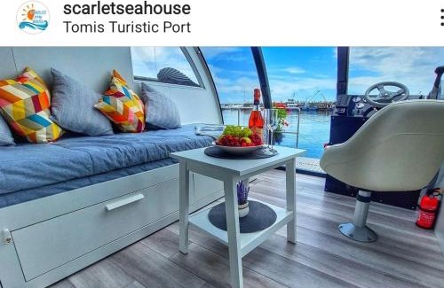 Old Town Boat Rental | Scarlet Sea House