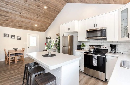 Saint Malo Cabin | Scenic and Peaceful St.Malo Cabin - Cabin 12