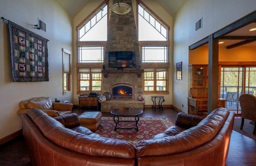 North Meadow Creek House | Scenic Mountain Cabin with Creekside Deck & Outdoor Fireplace near North Meadow Creek, Montana