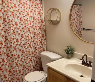 Cedar Hills House | Scenic Mountain Retreat
