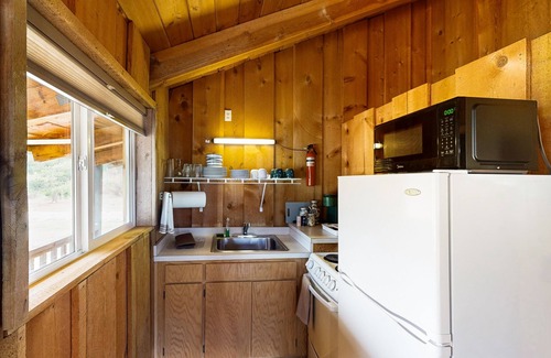 Sula Cabin | Scenic retreat w/two cabins, abundant wildlife, forest views, & fishing