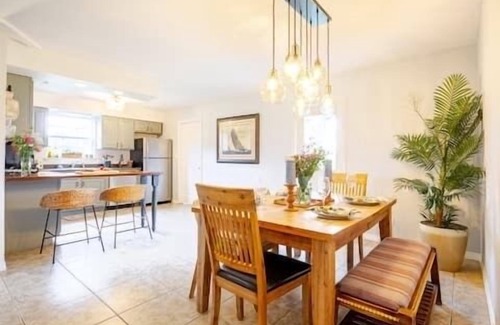 Fairhope House | Scenic views near Downtown Fairhope and Gulf Shores Beaches
