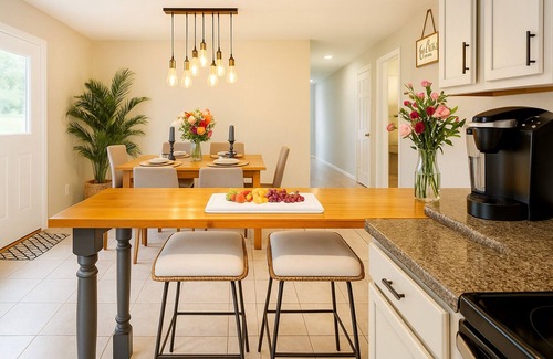 Fairhope House | Scenic views near Downtown Fairhope and Gulf Shores Beaches