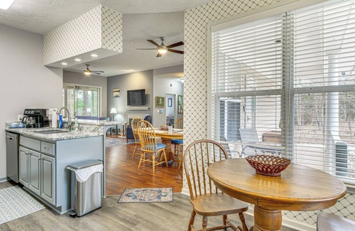 McCormick House | Scenic Water Views: Lakefront Home in McCormick!