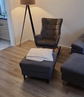 Elmshorn Apartment | Schönes 2-Zi. App. 55 qm - voll möbliert - citynah