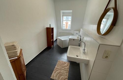 Plauen Apartment | Schönes Apartment mit Infrarot Sauna und Balkon