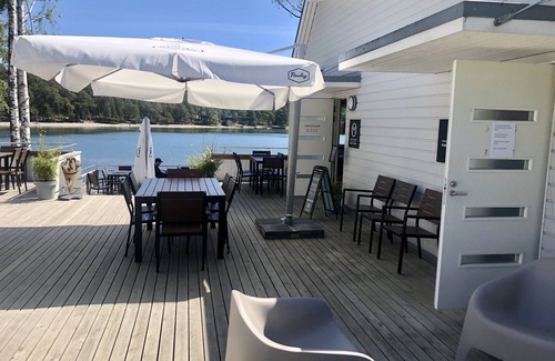 Itainen District Apartment | Schnord Properties. Spacious Apt Next to Helsinki Metro