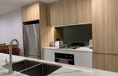 Schofields Apartment | Schofields Brand New 2 Br Apt｜Parking + Privacy