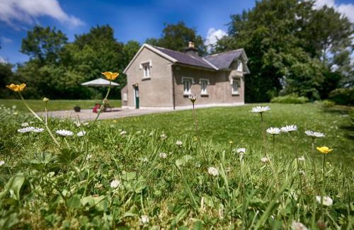 Kilvarnet House | Schoolhouse at Annaghmore