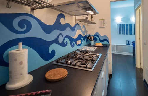 Cinque Terre Apartment | Sciacchetrà Ground Floor Apartment & AC
