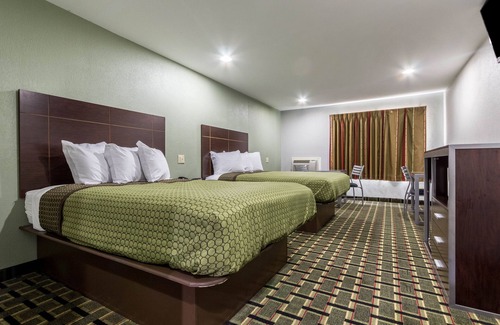 Tomball Hotel | Scottish Inn and Suites