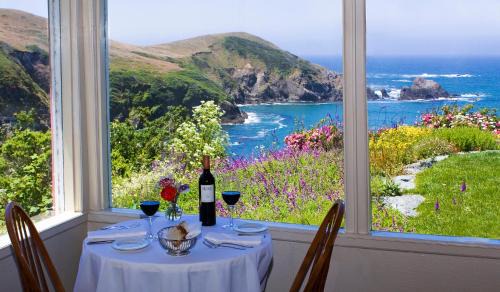 Albion Hotel | SCP Mendocino Coast Lodge