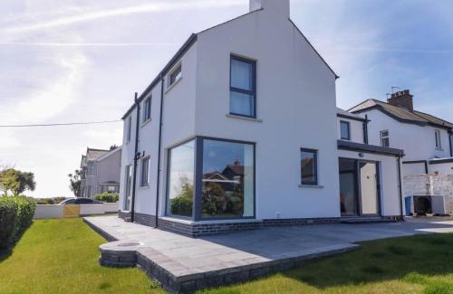 Donaghadee House | Sea and Sky