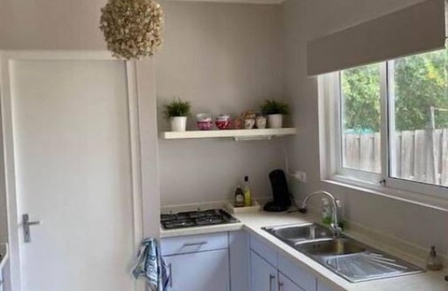 Kingsborough Apartment | Sea bay viewnNext to the mall and shopsnNext to the sea