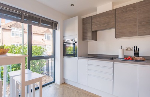 Whitstable House | Sea Breeze, Whitstable