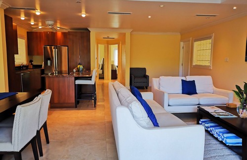 Charlestown Villa | Sea Dreamer Villa 10E Hamilton Beach Villas and Spa -2BRD