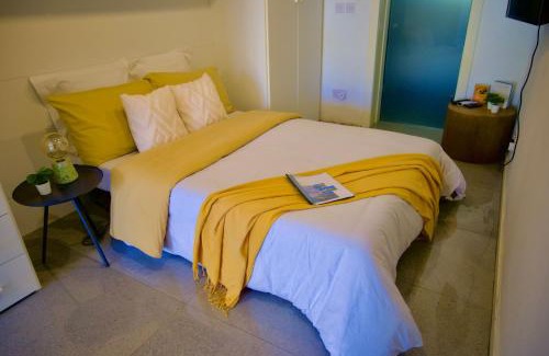 Kalkara Apartment | Sea Front Studio with Valletta Views