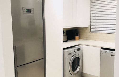 Sea Point Apartment | Sea Point Beachfront Apartment