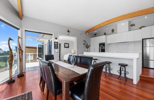 Waihi Beach House | Sea Shells By The Shaw - Waihi Beach Holiday Home