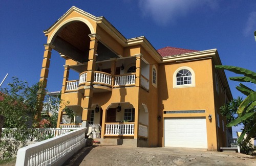 Port Antonio Villa | Sea view and mountain view at Harmony Heights Villa