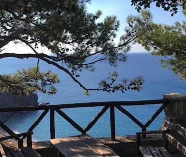 Achlia Apartment | Sea View Balcony