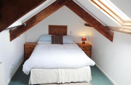 Chysauster Apartment | Sea View Cottage - Character House Overlooking Penzance Harbour - 109