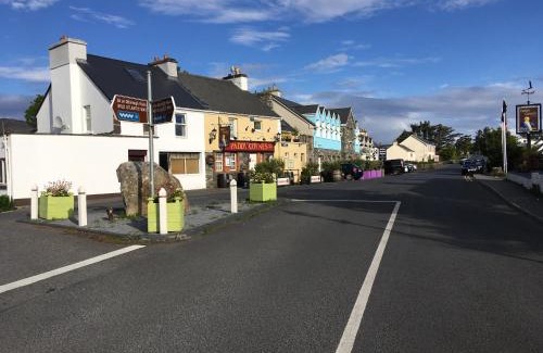 Tullycross House | Sea view cottage