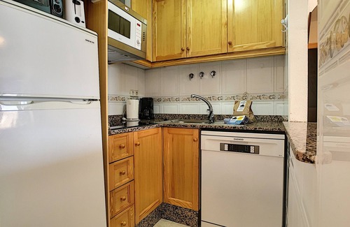 Playa Paraiso Apartment | Sea view, free wifi, communal pool, kids pool