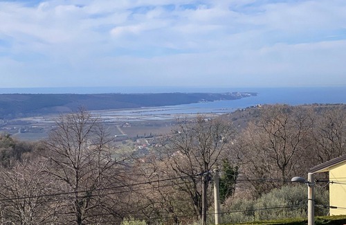 Sveti Peter Apartment | Sea View Istrian Countryside Apartment