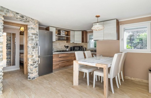 Tellaro Apartment | Sea View & Private Garden! Appt x4 in Tellaro