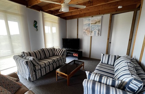 Preston Beach House | 🏖️ SEA VIEWS & SUNSETS @ DEJA VIEW, PRESTON BEACH - SLEEPS 12