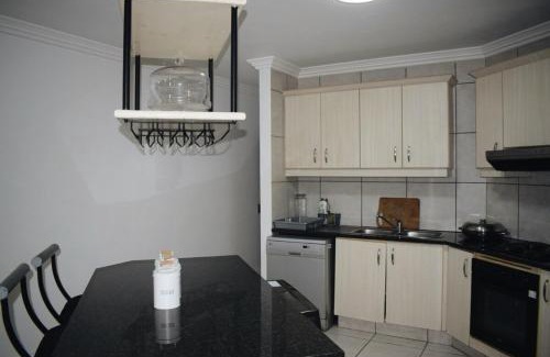 Shelly Beach Apartment | Seabreeze Beach Apartment