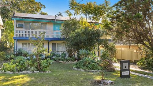 Point Clare House | Seabreeze Retreat