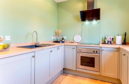 Seaton Apartment | Seafield - Central Seaside Retreat