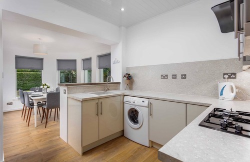 Ayr House | Seafield House - Donnini Apartments